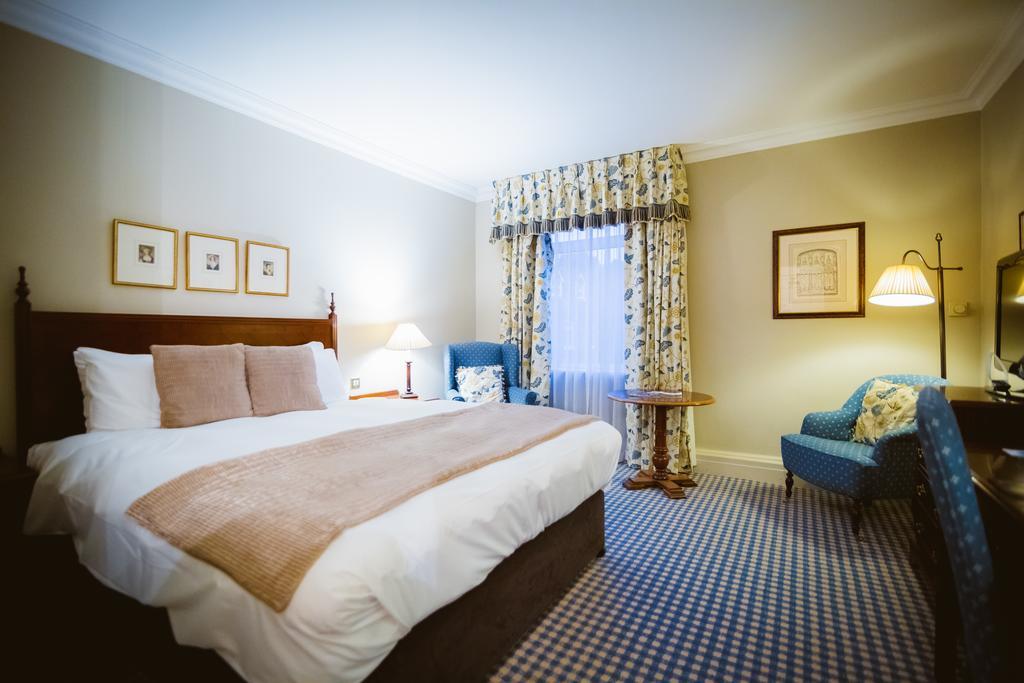 Winchester Wessex Hotel By Sunday מראה חיצוני תמונה
